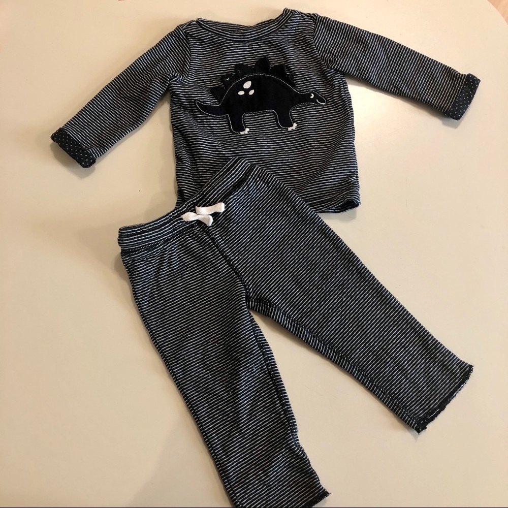 Carters 9 month matching outfit